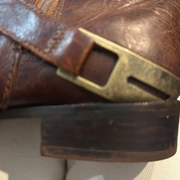 UGG Channing II women's Western Style Riding boots. Size 9 - Picture 9 of 11